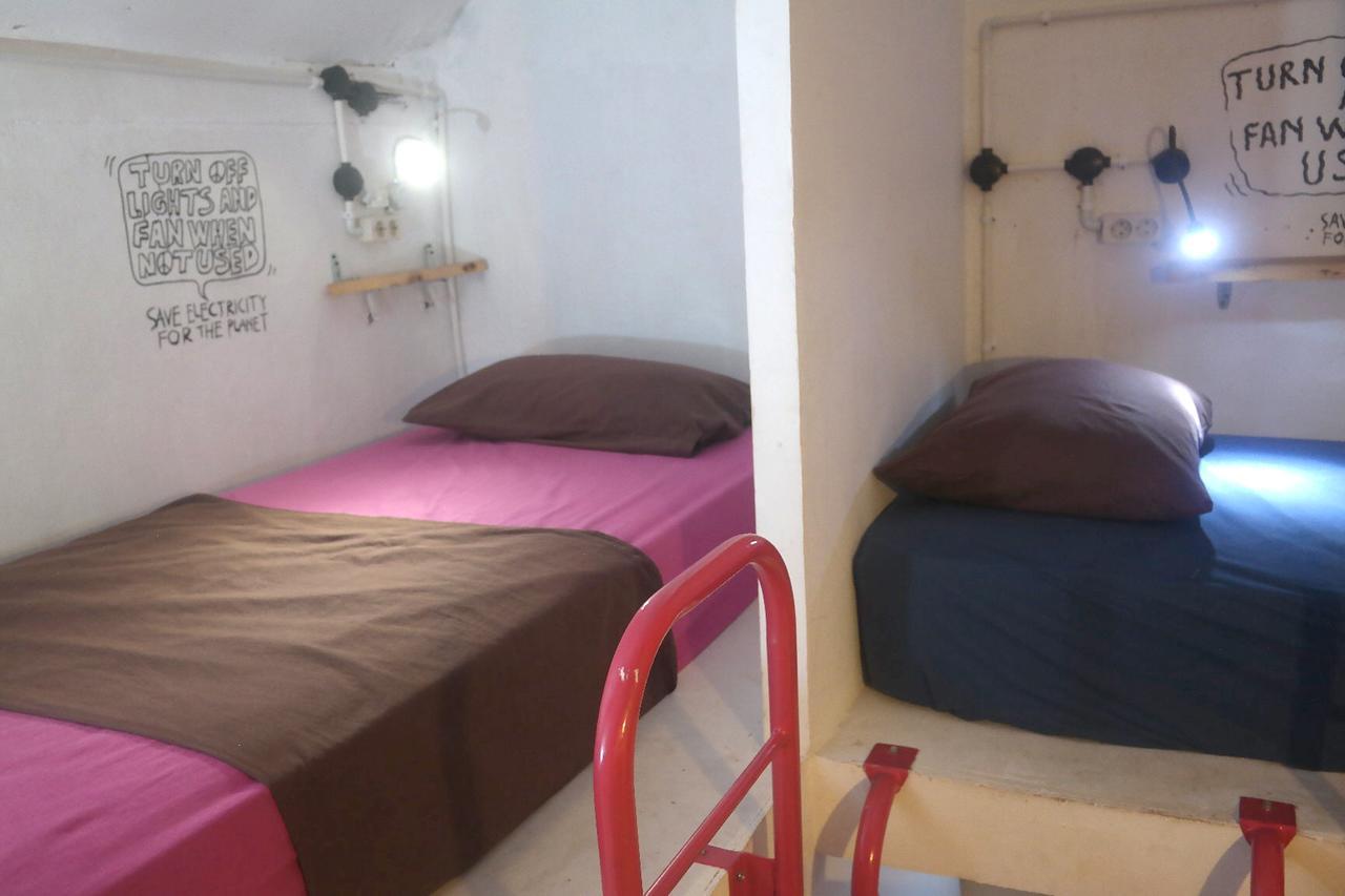 Abrakadabra! Artbnb Yogyakarta Exterior foto