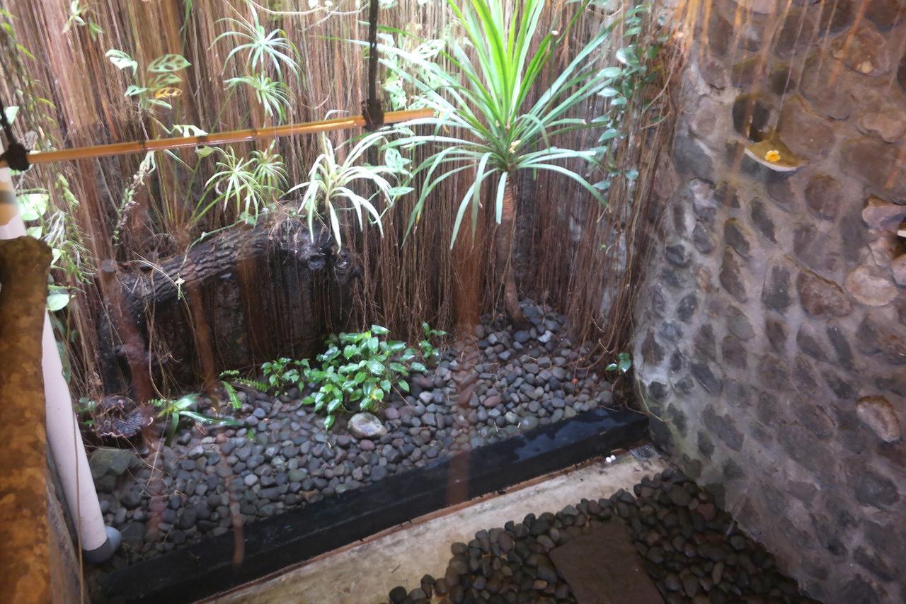 Abrakadabra! Artbnb Yogyakarta Exterior foto