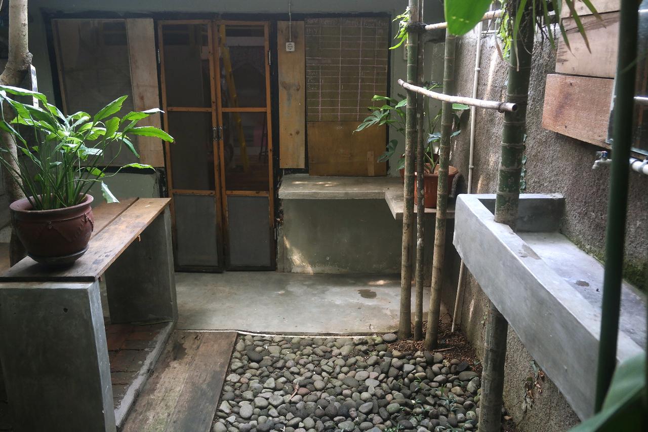 Abrakadabra! Artbnb Yogyakarta Exterior foto