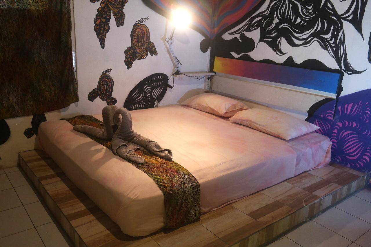 Abrakadabra! Artbnb Yogyakarta Exterior foto