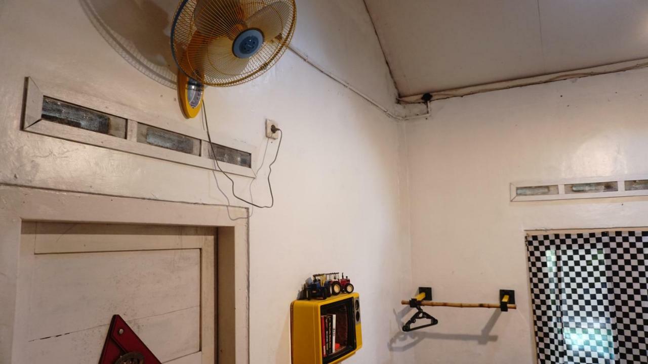 Abrakadabra! Artbnb Yogyakarta Exterior foto
